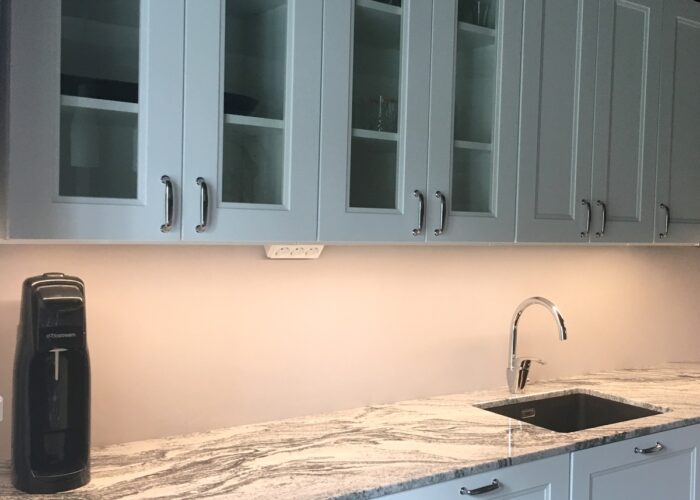 laadukas graniittilaatta Viscount White